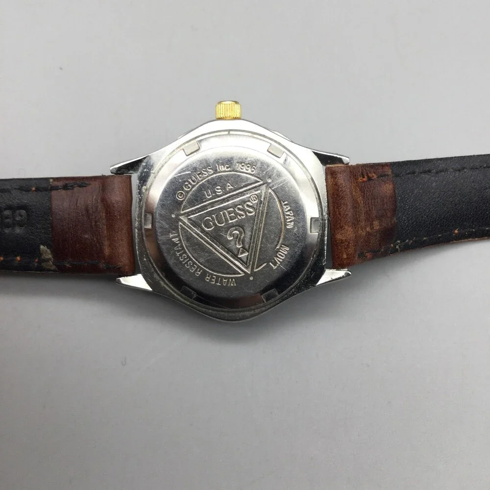 Vintage Guess Waterpro Womens Watch 28mm Champagne Dial Leather New Battery